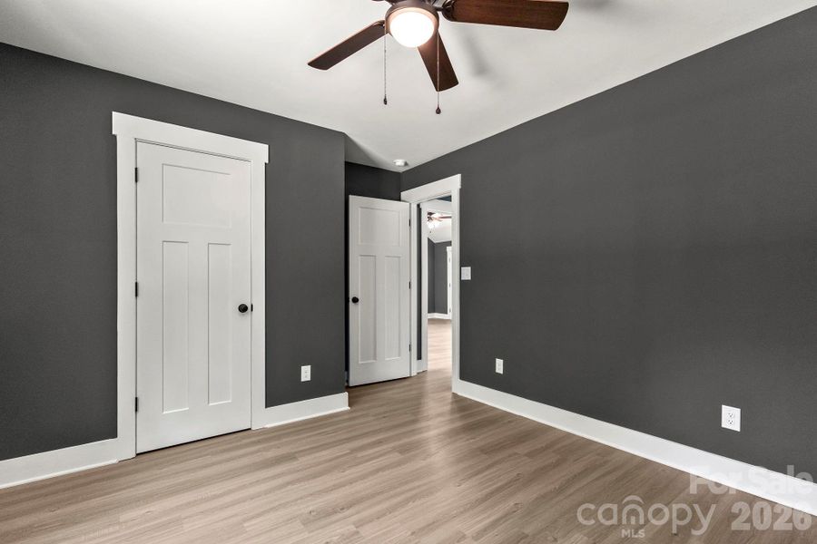 Spacious, unfurnished interior of a new home in , York (Image 28).