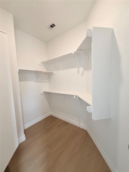 2nd Bedroom Closet