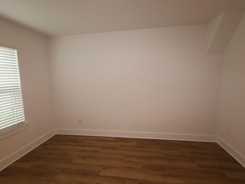 Spacious, unfurnished interior of a new home in Lago Mar, Santa Fe (Image 14).