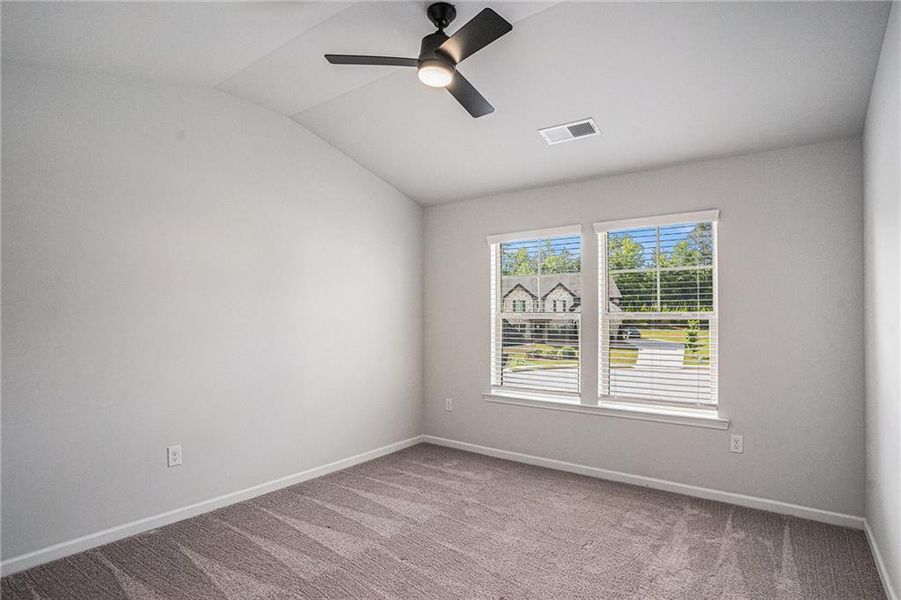 Spacious, unfurnished interior of a new home in , Hampton (Image 35).