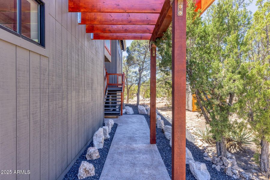 2943 E Lookout Ln (7) 2943 E Lookout Ln (7)