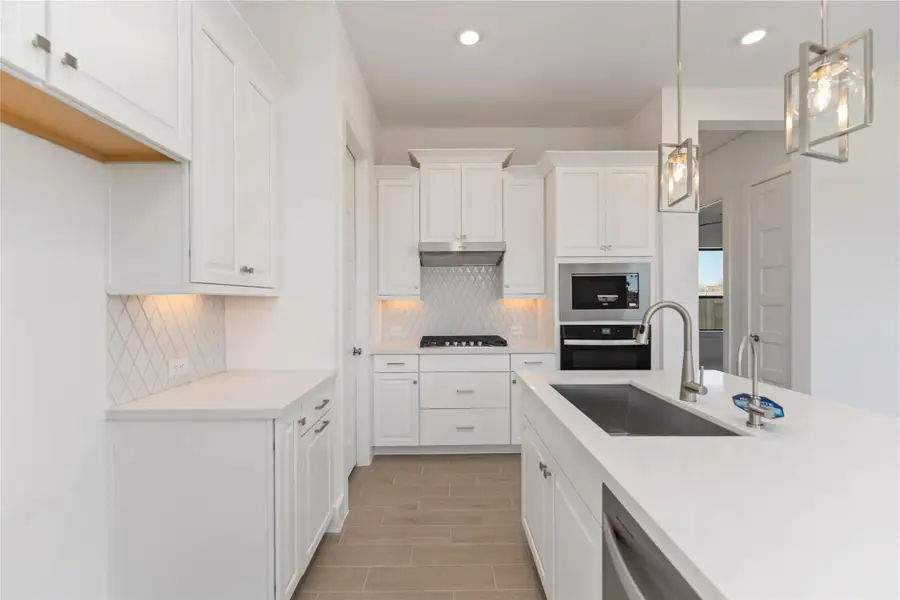 Furnished interior view inside a new home in Arabella on the Prairie, Richmond (Image 9). Furnished interior view inside a new home in Arabella on the Prairie, Richmond (Image 9).