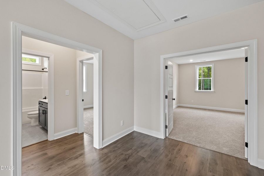 Spacious, unfurnished interior of a new home in Baylee Ridge, Selma (Image 24).