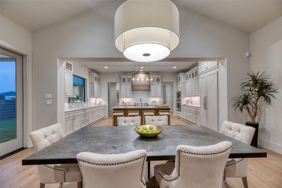 Love to entertain? This is your home! Love to entertain? This is your home!
