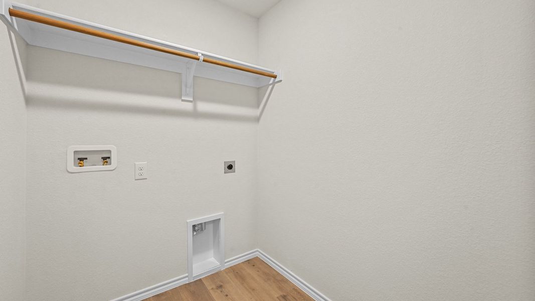 Representative unfurnished interior of a home built from the Ashburn by D.R. Horton in Waverly Estates, Josephine (Image 14).