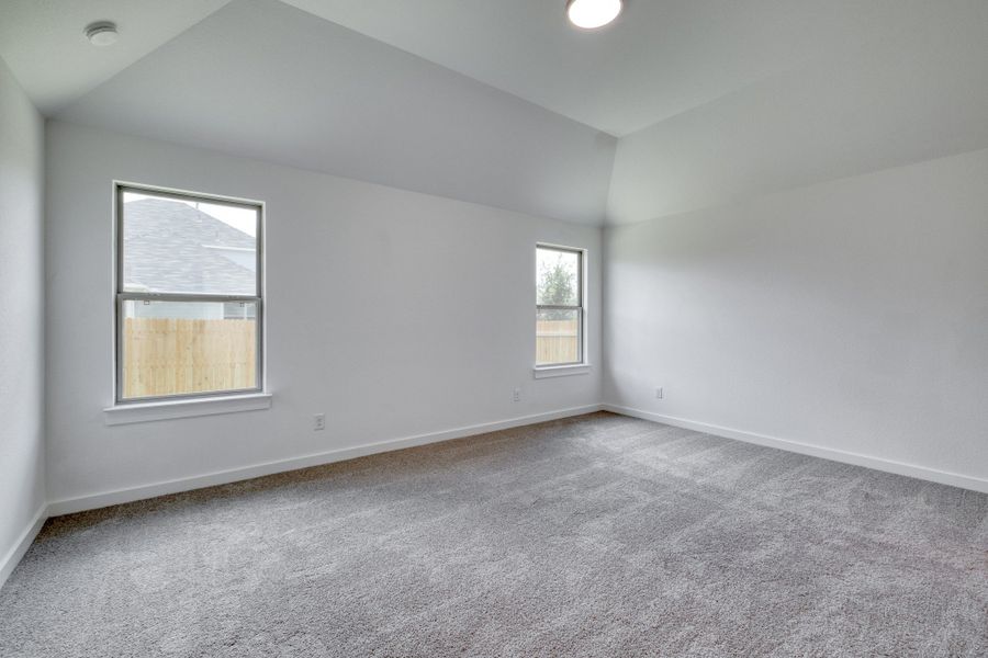Spacious, unfurnished interior of a new home in Prairie Winds, Hutto (Image 18).