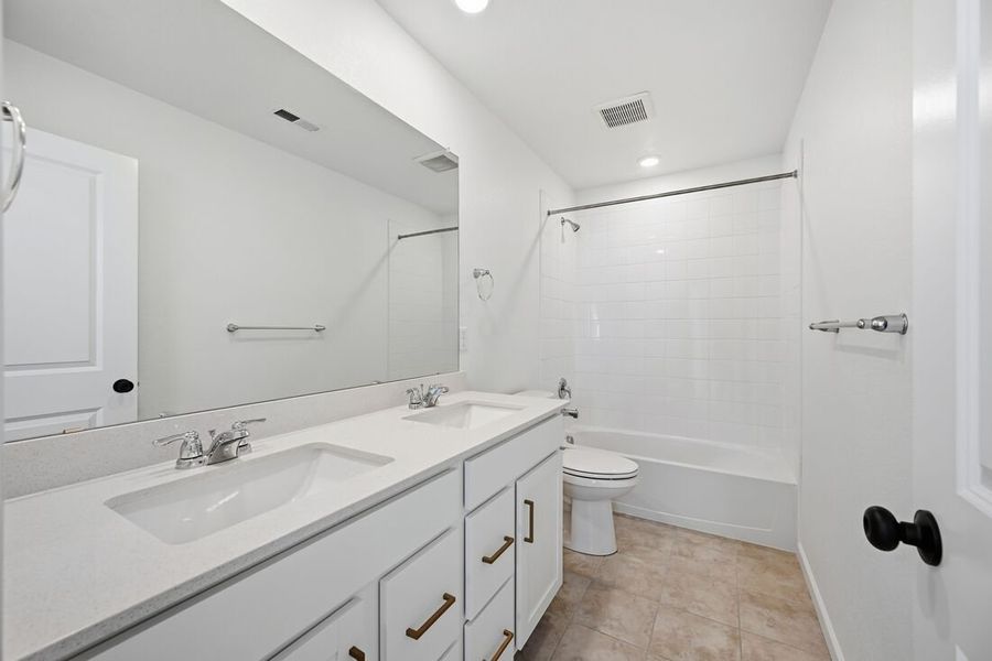Furnished interior view inside a new home in Macanta, Castle Rock (Image 9).