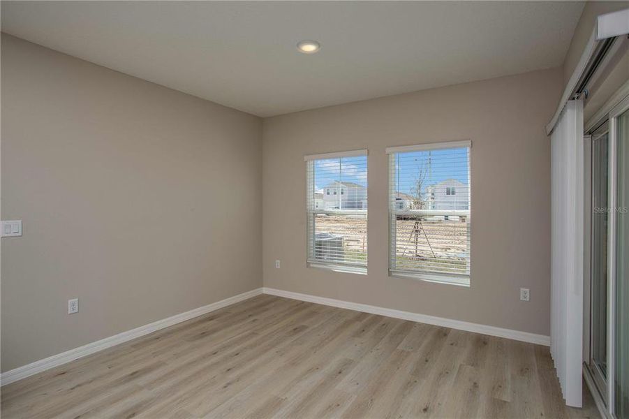 Spacious, unfurnished interior of a new home in Crosswinds, Haines City (Image 20).
