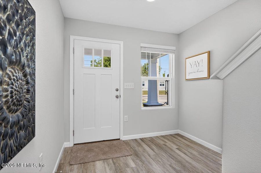 Spacious, unfurnished interior of a new home in , Jacksonville (Image 21).