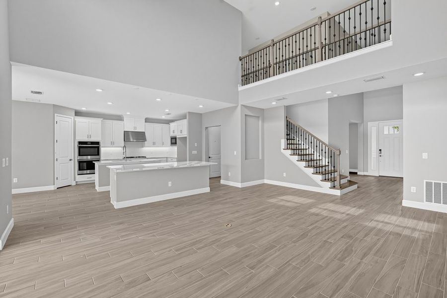 Spacious, unfurnished interior of a new home in Victoria Lakes, Odessa (Image 11).