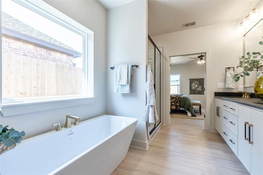 Furnished interior view inside a new home in , Abilene (Image 32).