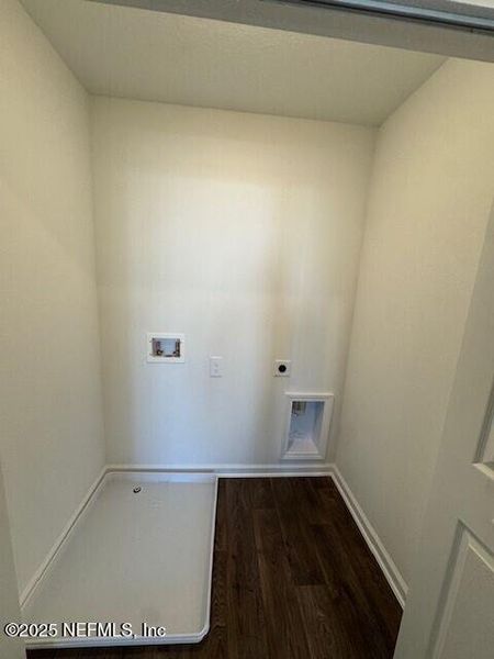 Spacious, unfurnished interior of a new home in The Landing, Middleburg (Image 22). Spacious, unfurnished interior of a new home in The Landing, Middleburg (Image 22).