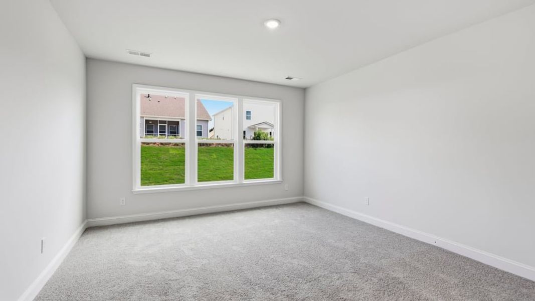 Spacious, unfurnished interior of a new home in Briargate, Fountain Inn (Image 27).