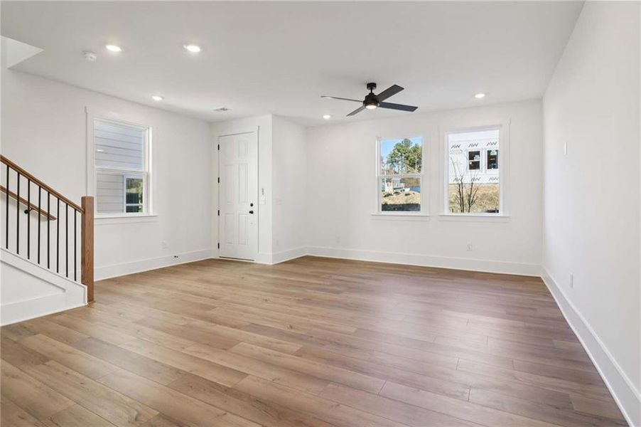 Spacious, unfurnished interior of a new home in Park Vue, Atlanta (Image 30).