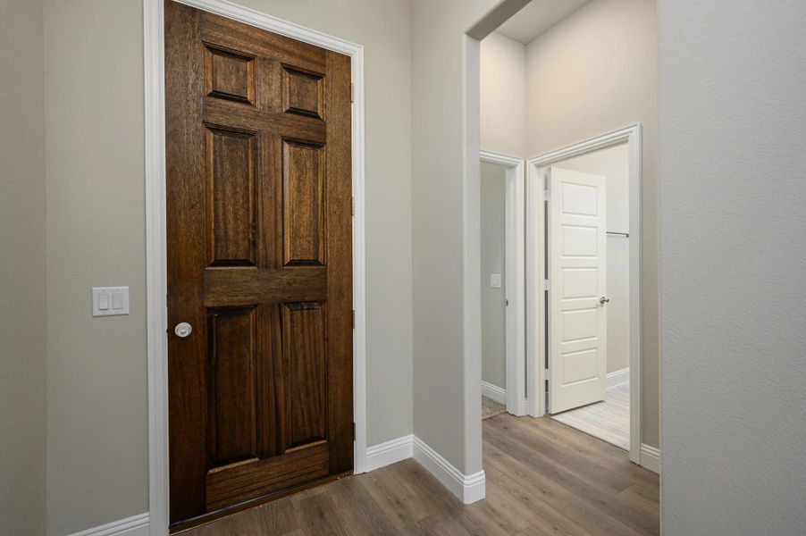 Representative furnished interior of a home built from the Austin by Stonehollow Homes in Heritage Grove, Blue Ridge (Image 10).