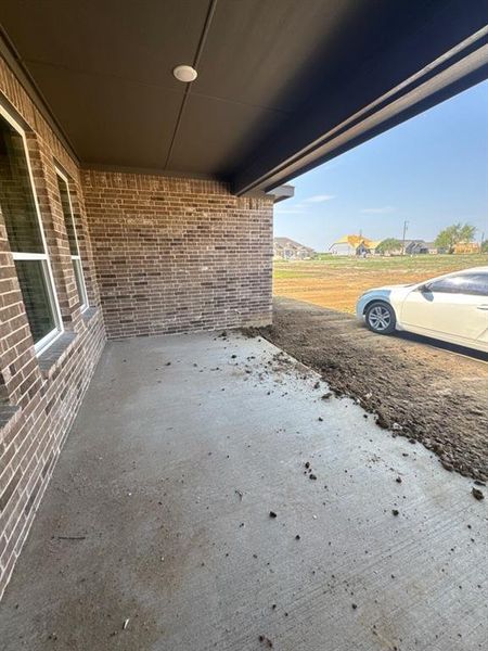 Spacious, unfurnished interior of a new home in Fannin Ranch, Leonard (Image 7).