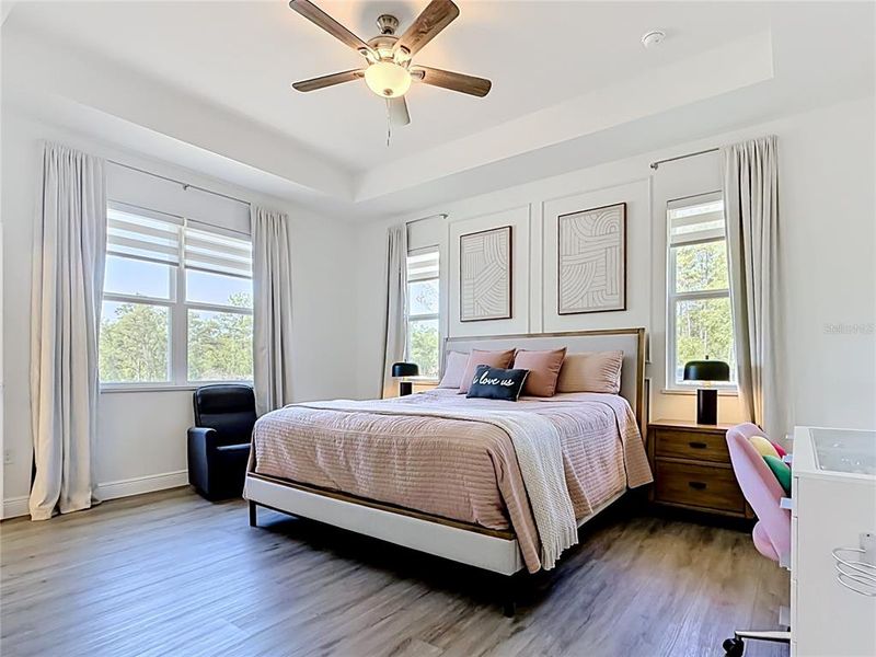 Furnished interior view inside a new home in , Dunnellon (Image 37).