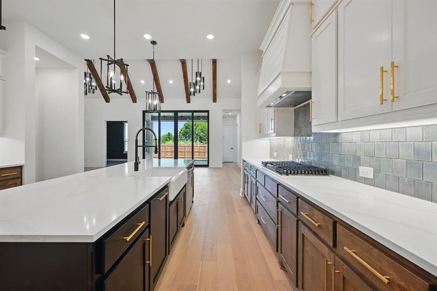 Furnished interior view inside a new home in Dove Hollow, Waxahachie (Image 17). Furnished interior view inside a new home in Dove Hollow, Waxahachie (Image 17).