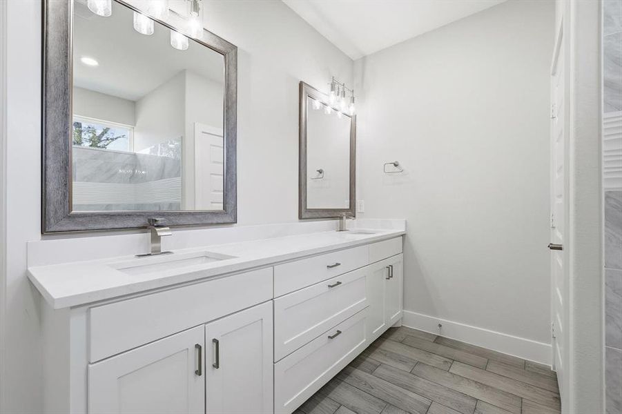 Furnished interior view inside a new home in , Terrell (Image 12).