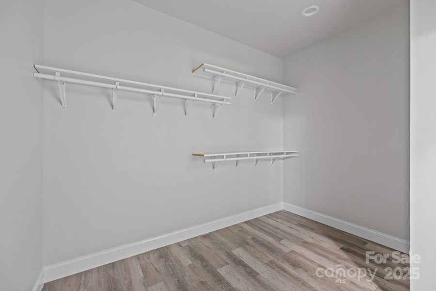 Spacious, unfurnished interior of a new home in , Rock Hill (Image 27).