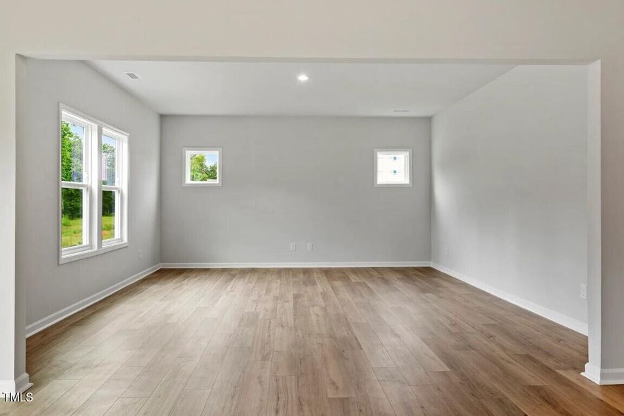 135 Cordoba Dr Photos-19 (Medium)