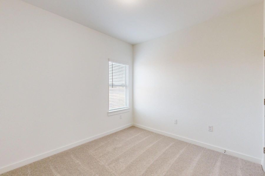 Spacious, unfurnished interior of a new home in Barksdale, Leander (Image 34).