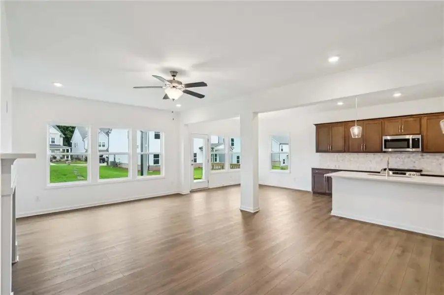 Spacious, unfurnished interior of a new home in Eastlyn Crossing, Flowery Branch (Image 15). Spacious, unfurnished interior of a new home in Eastlyn Crossing, Flowery Branch (Image 15).
