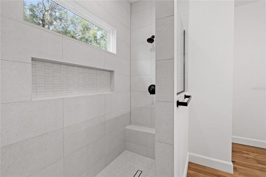 Close-up of interior finishes inside a home in , Bronson (Image 13).