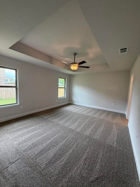 Spacious, unfurnished interior of a new home in Ridgeway Landing, Crestview (Image 10).