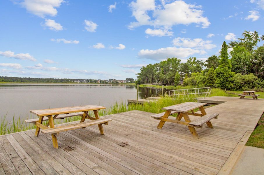 Community amenities in , Moncks Corner (Image 67).