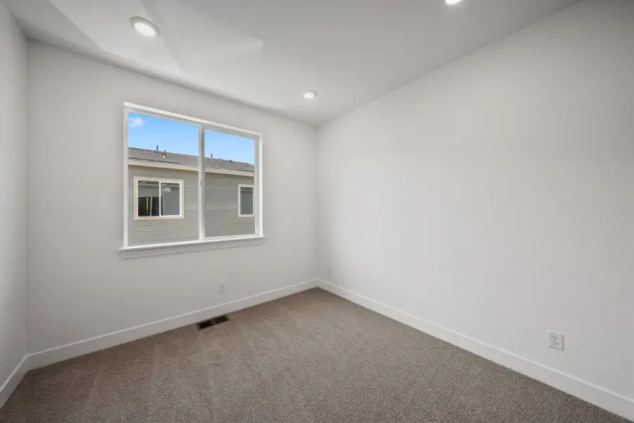 Spacious, unfurnished interior of a new home in Berkeley Villas, Denver (Image 29).