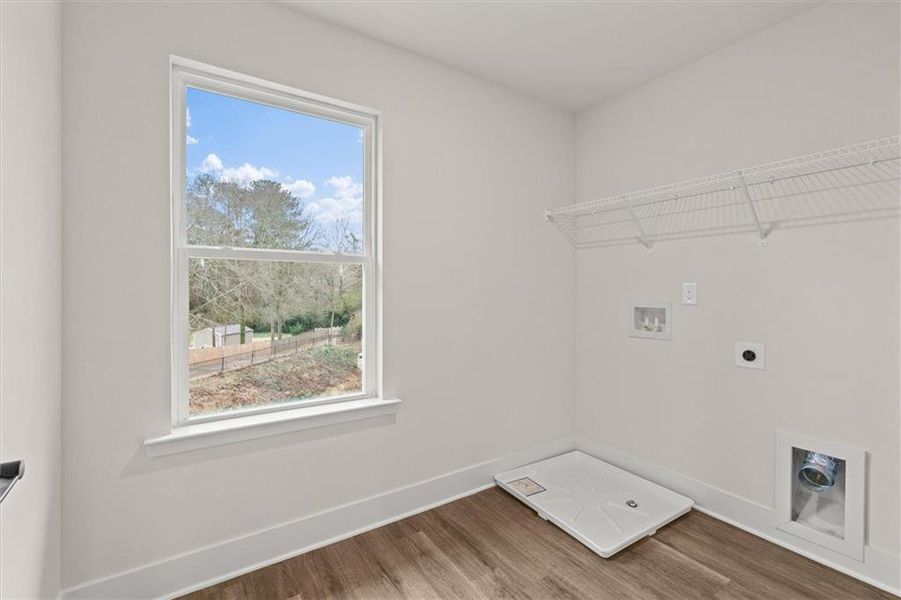 Spacious, unfurnished interior of a new home in Canterbury Villas, Carrollton (Image 38).