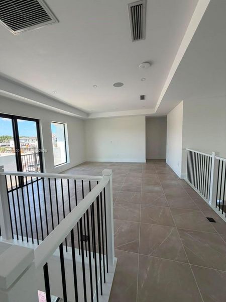 Image 25 of a home in .