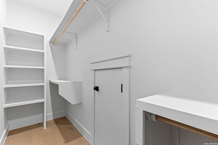 Image 52 of a home in .