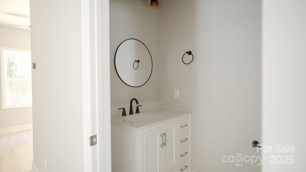 Image 27 of a home in .