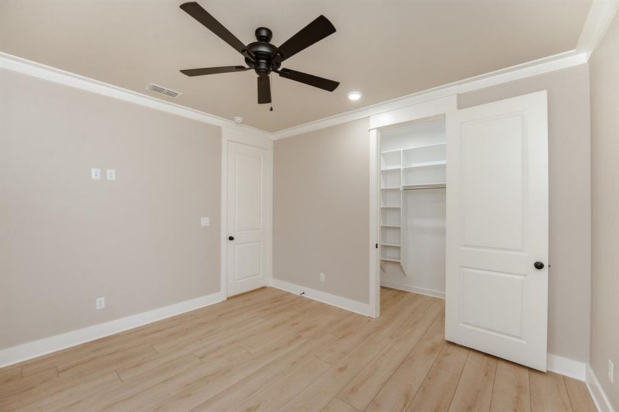 Spacious, unfurnished interior of a new home in , Tyler (Image 16).