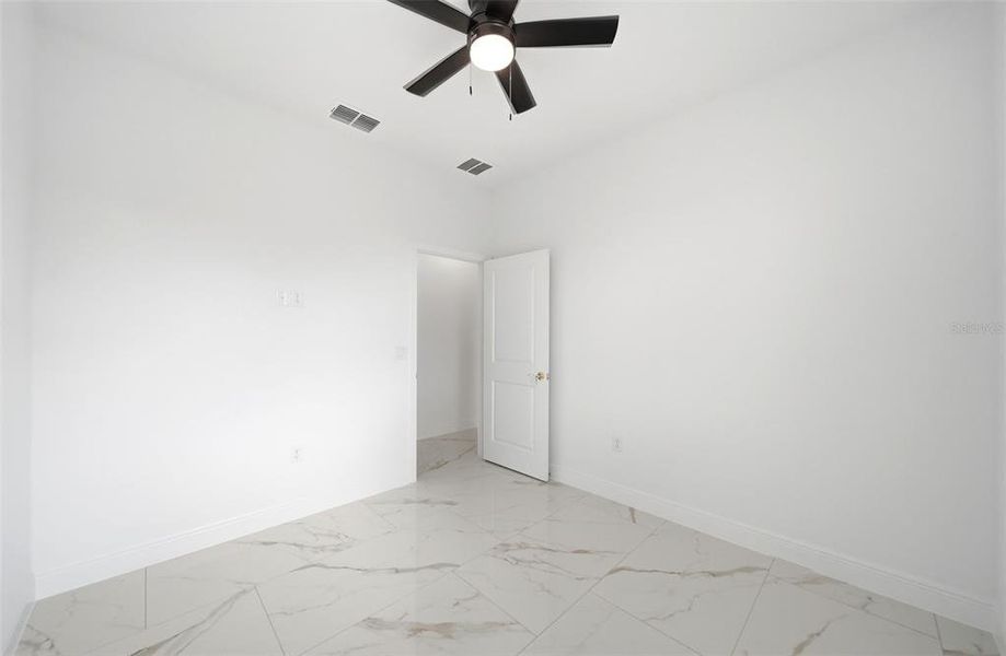 Spacious, unfurnished interior of a new home in , Palm Bay (Image 25).