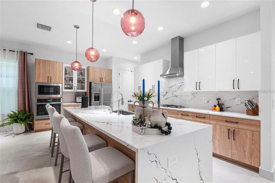 Furnished interior view inside a new home in , Kissimmee (Image 7).