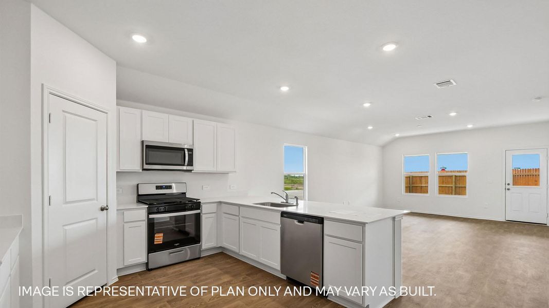 Furnished interior view inside a new home in Durango, Mustang Ridge (Image 6).