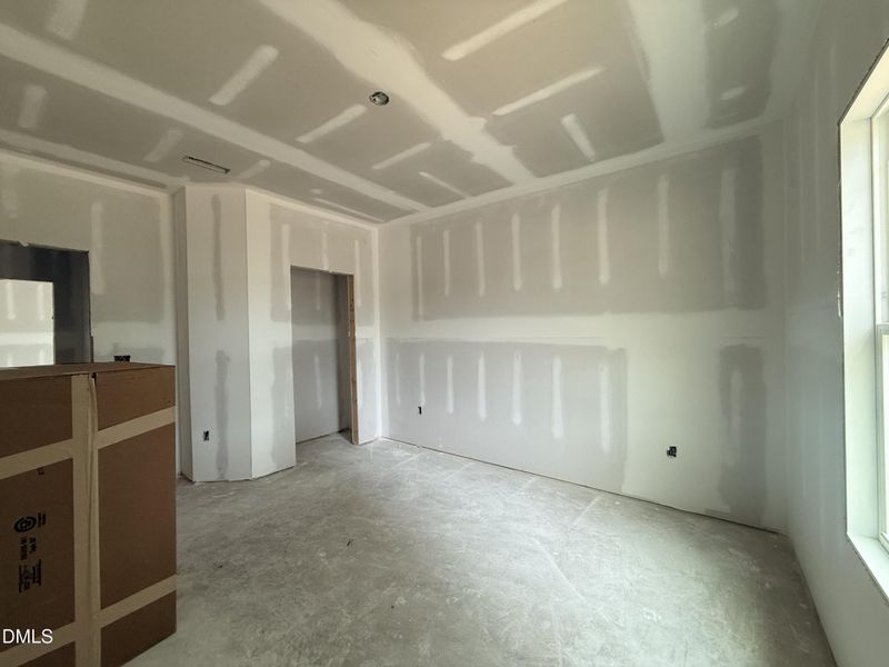 13 Room 4