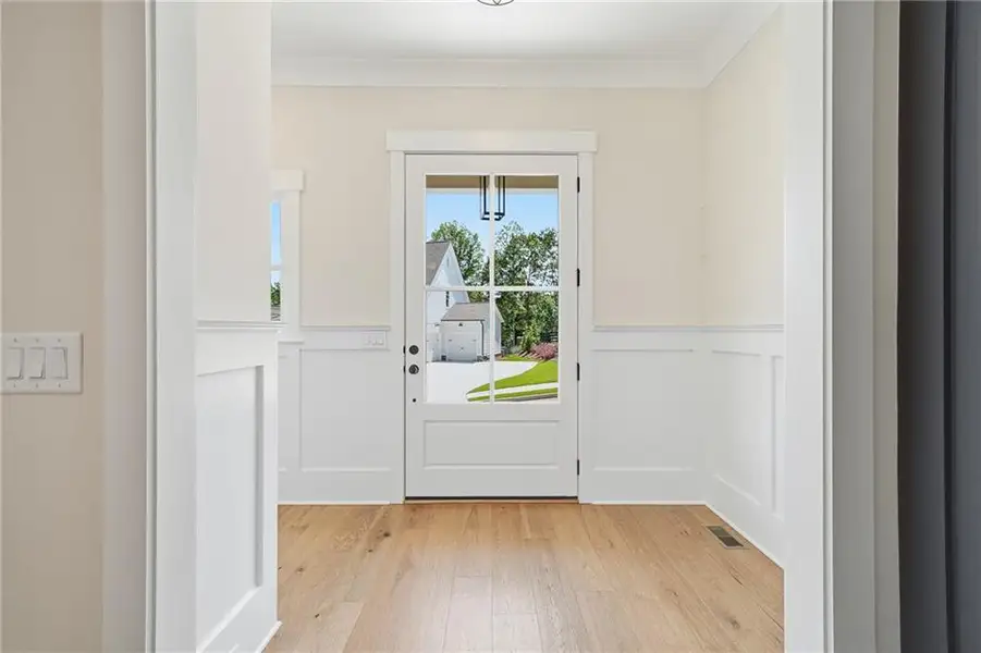 Spacious, unfurnished interior of a new home in Malone's Pond, Ball Ground (Image 17).
