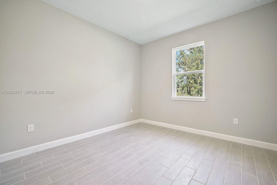 Spacious, unfurnished interior of a new home in , Palm Bay (Image 20).