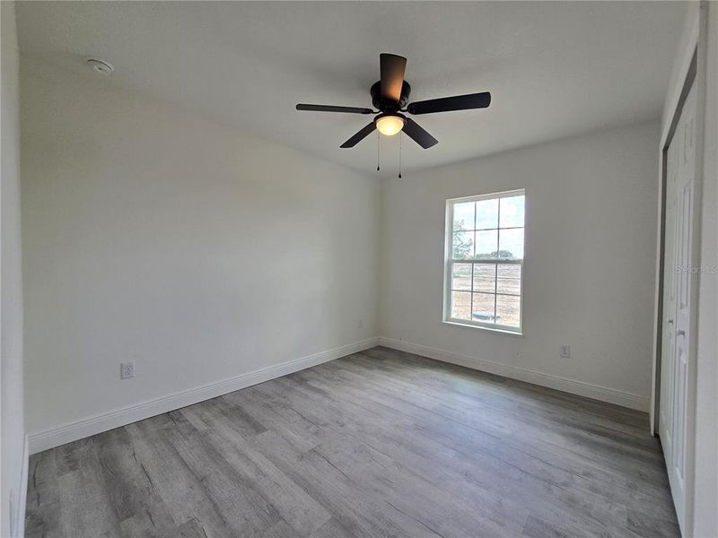 Spacious, unfurnished interior of a new home in , Ocala (Image 11).