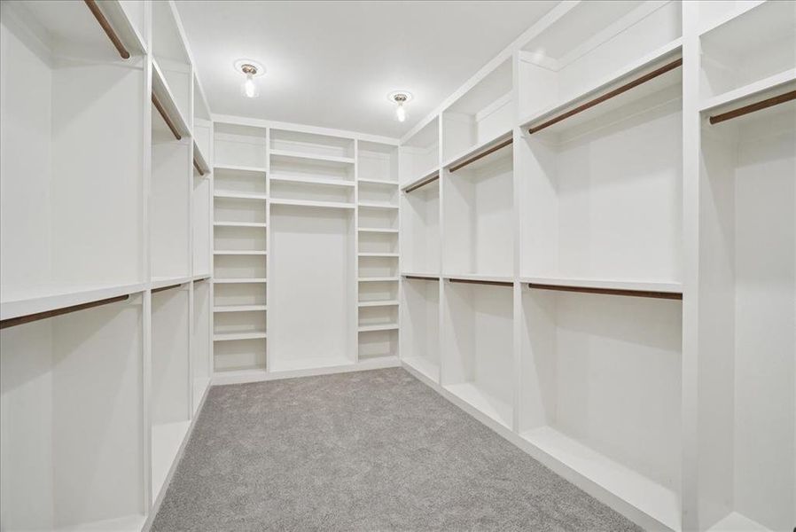 Spacious, unfurnished interior of a new home in , Waxahachie (Image 24).