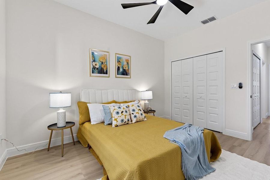 8846-97th-Ct-HigMedia-034-1280