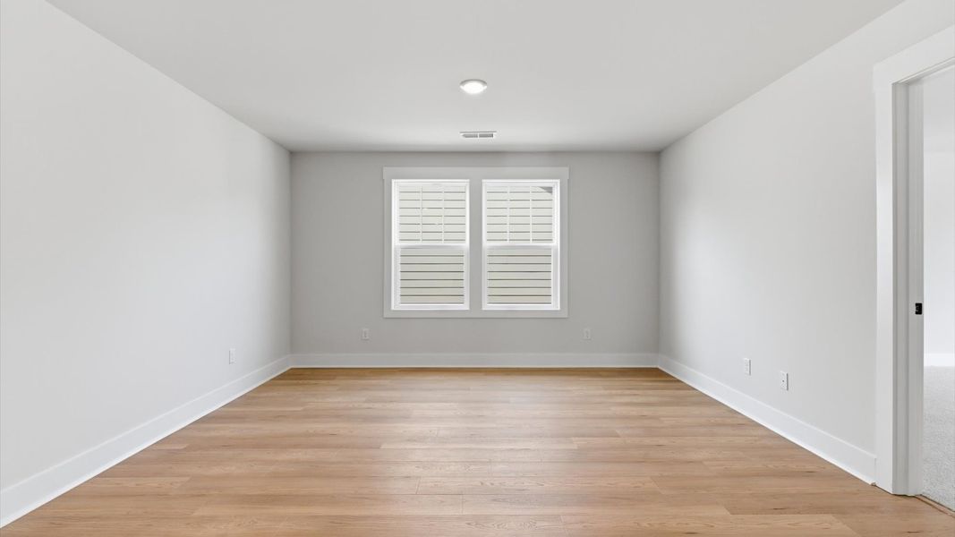 Furnished interior view inside a new home in Pelham Crossing, Greenville (Image 24).