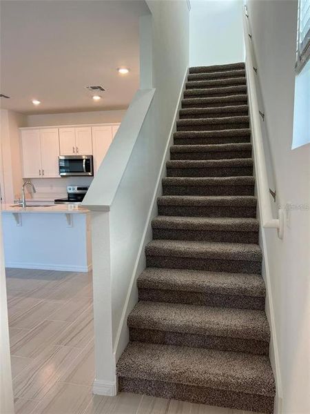 Spacious, unfurnished interior of a new home in The Meadow at Crossprairie Bungalows, St. Cloud (Image 11).