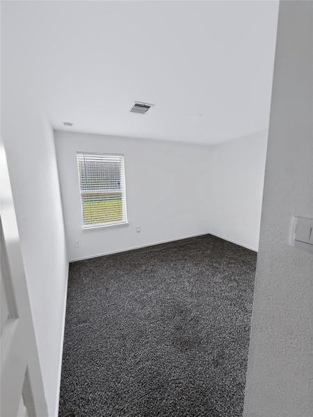 Spacious, unfurnished interior of a new home in Windstone on the Prairie, Richmond (Image 23).