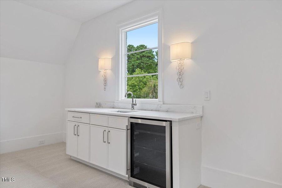 076-6844 Greystone Dr