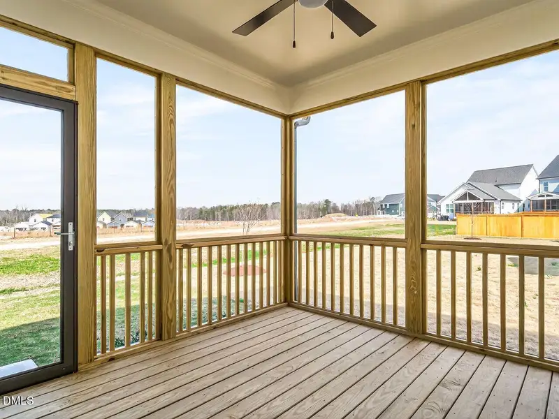 035-1280x960-screened-porch